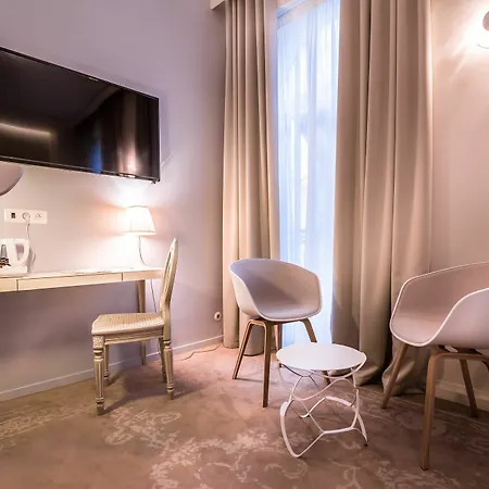 Relais Du Silence Des Tuileries