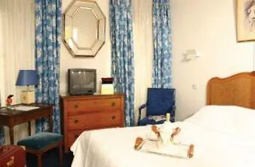 Relais Du Silence Des Tuileries 4*