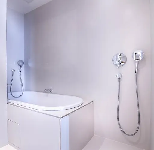 호텔 Relais Du Silence Des Tuileries 4*