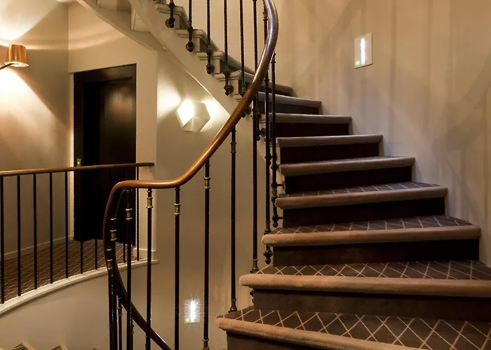 호텔 Relais Du Silence Des Tuileries 4*