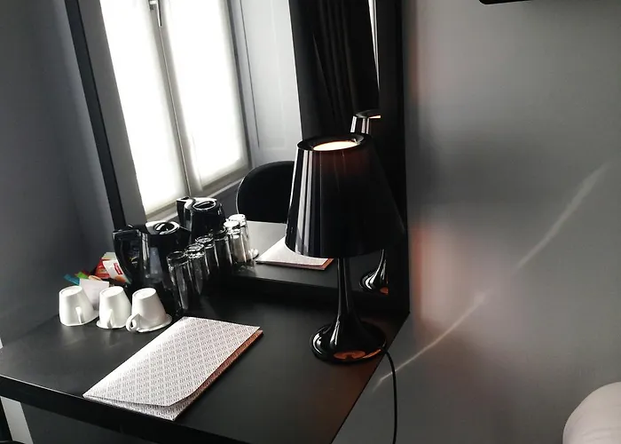 Relais Du Silence Des Tuileries