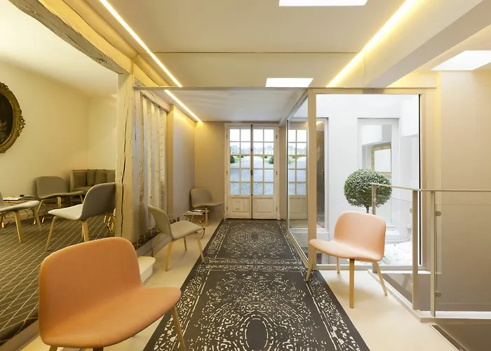 Relais Du Silence Des Tuileries 4*