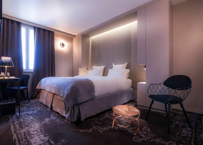 호텔 Relais Du Silence Des Tuileries 4*