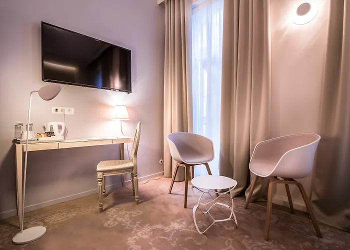 Relais Du Silence Des Tuileries