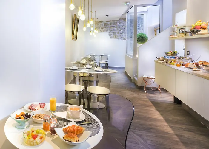 Relais Du Silence Des Tuileries