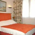 Hotel Relais Du Silence Des Tuileries Paris