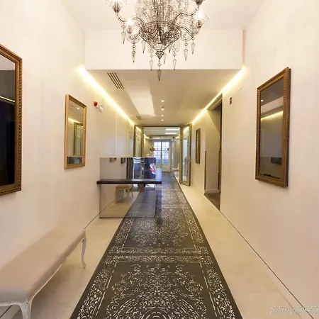 Relais Du Silence Des Tuileries Otel Paris