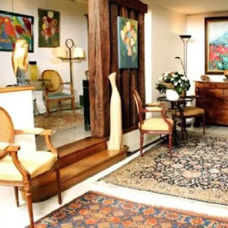Otel Relais Du Silence Des Tuileries Paris
