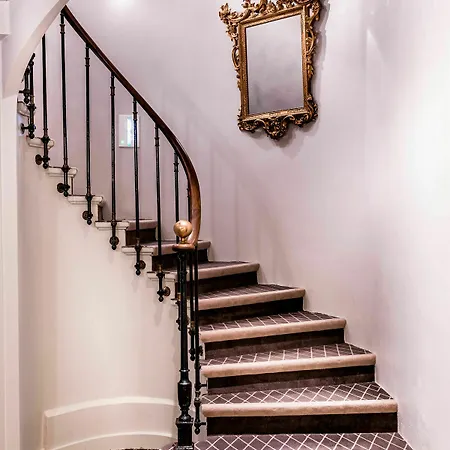 Relais Du Silence Des Tuileries Otel 4*